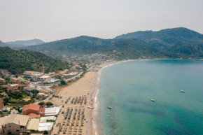 Delfini Resort